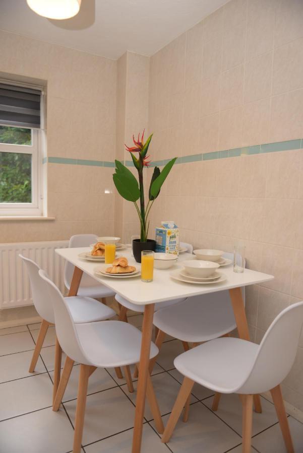 Villa Gorgeous 3 Bed House In Bristol Exterior foto